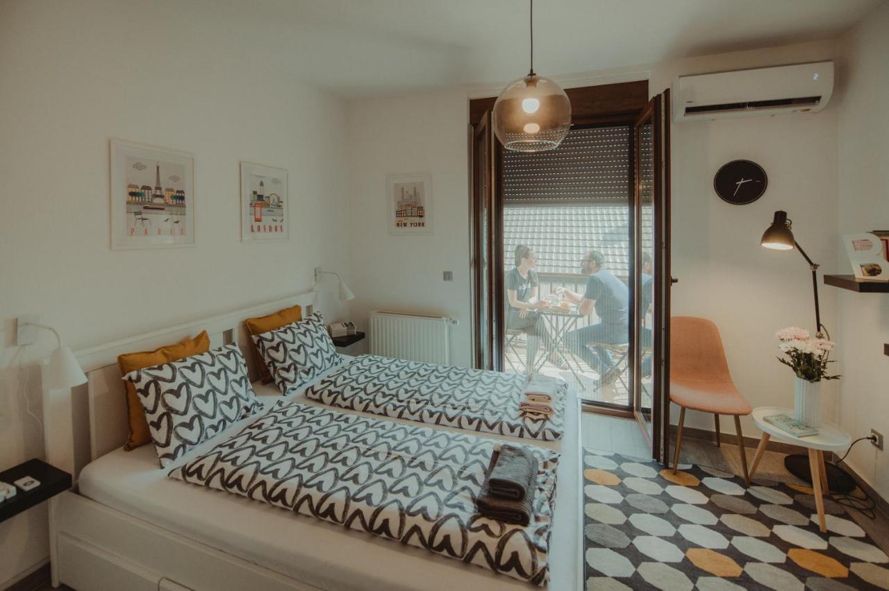 Studio Apartman Centar Đakovo Exterior photo